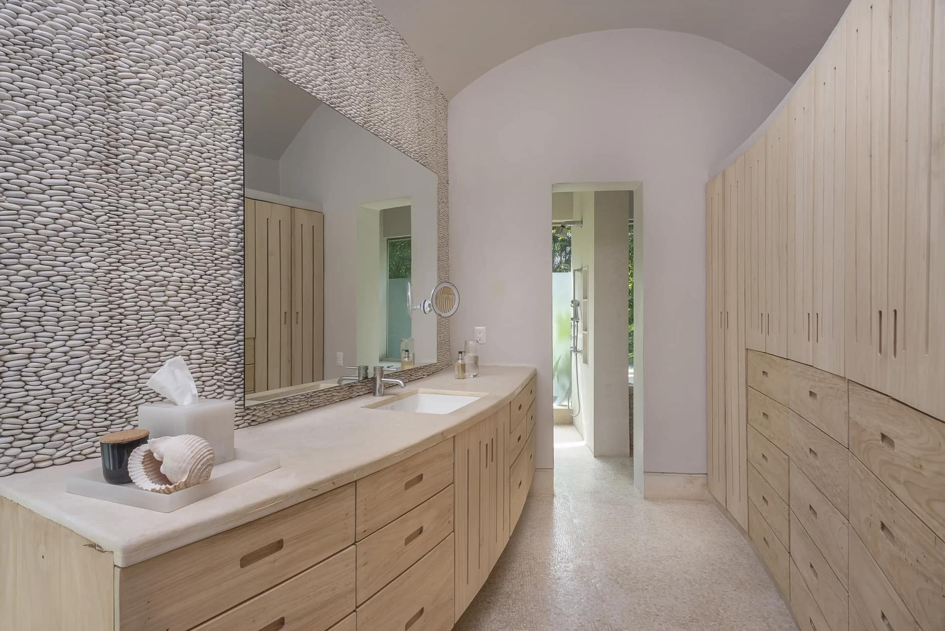 Masterbathroom-ezgif.com-jpg-to-webp-converter